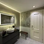 La Caletta Suite Apartment- Panoramic Shared Pool, Secured Parking, Water Activities